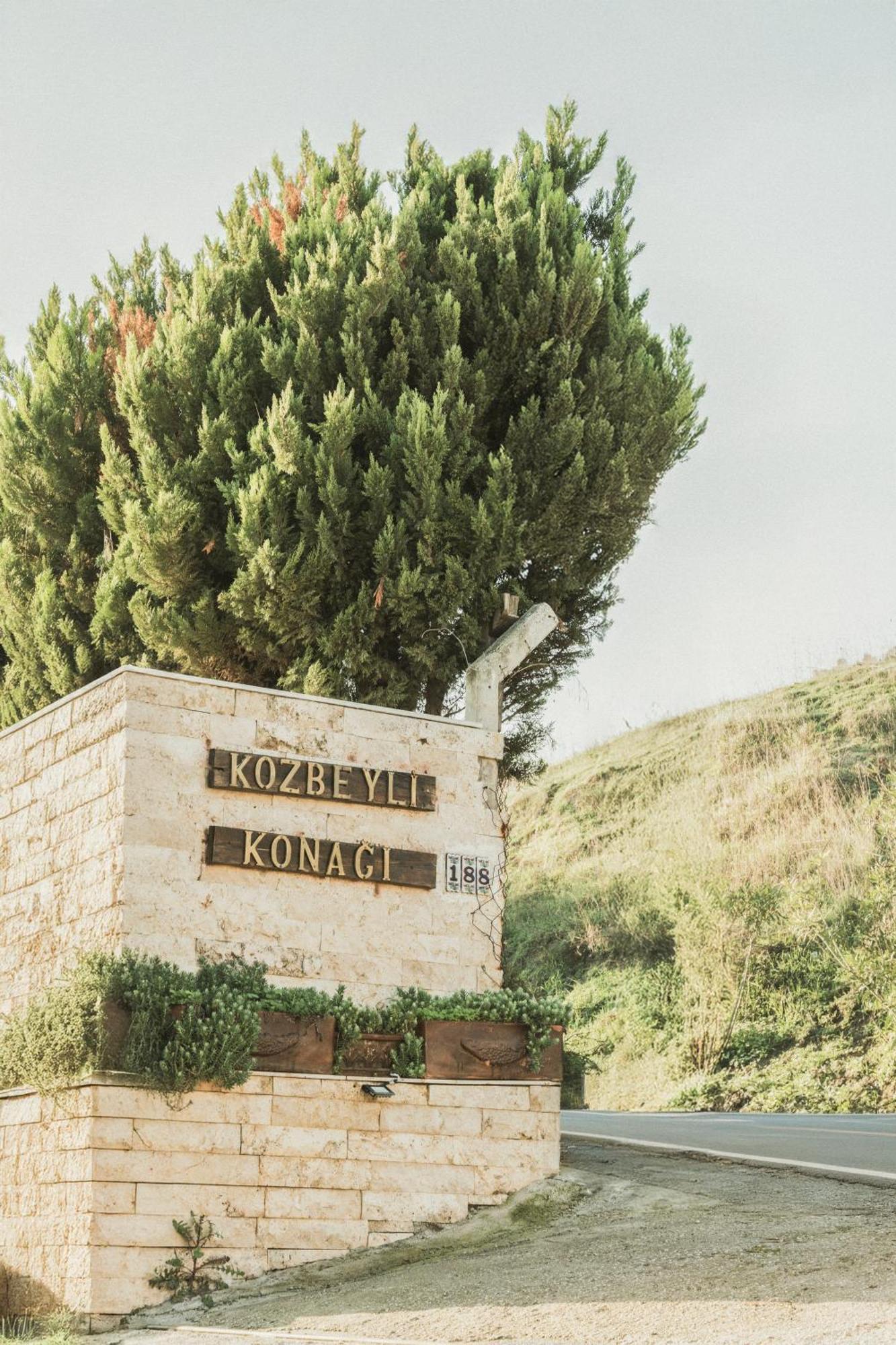 Kozbeyli Konagi Hotell Yenifoca Exteriör bild