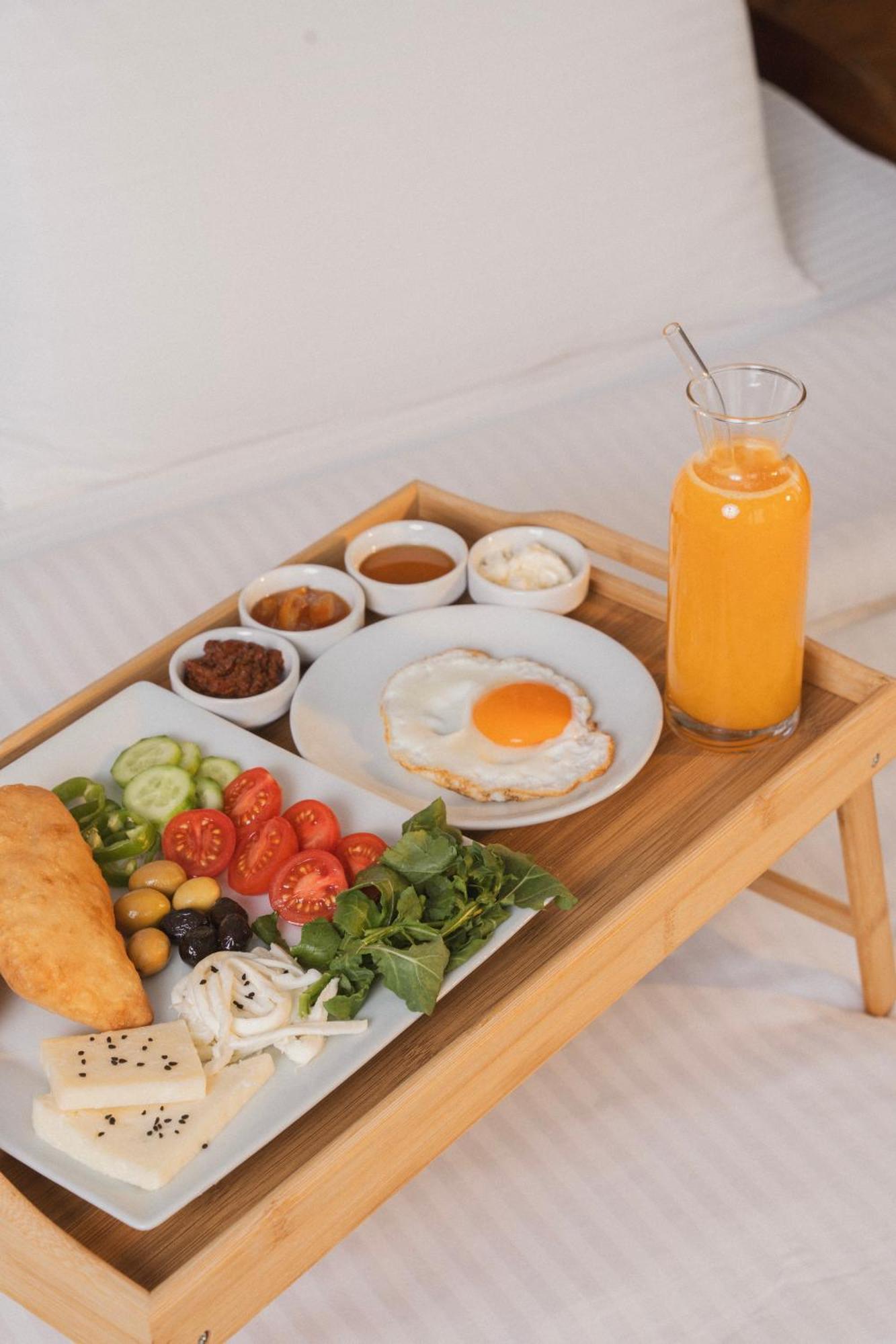 Kozbeyli Konagi Hotell Yenifoca Exteriör bild