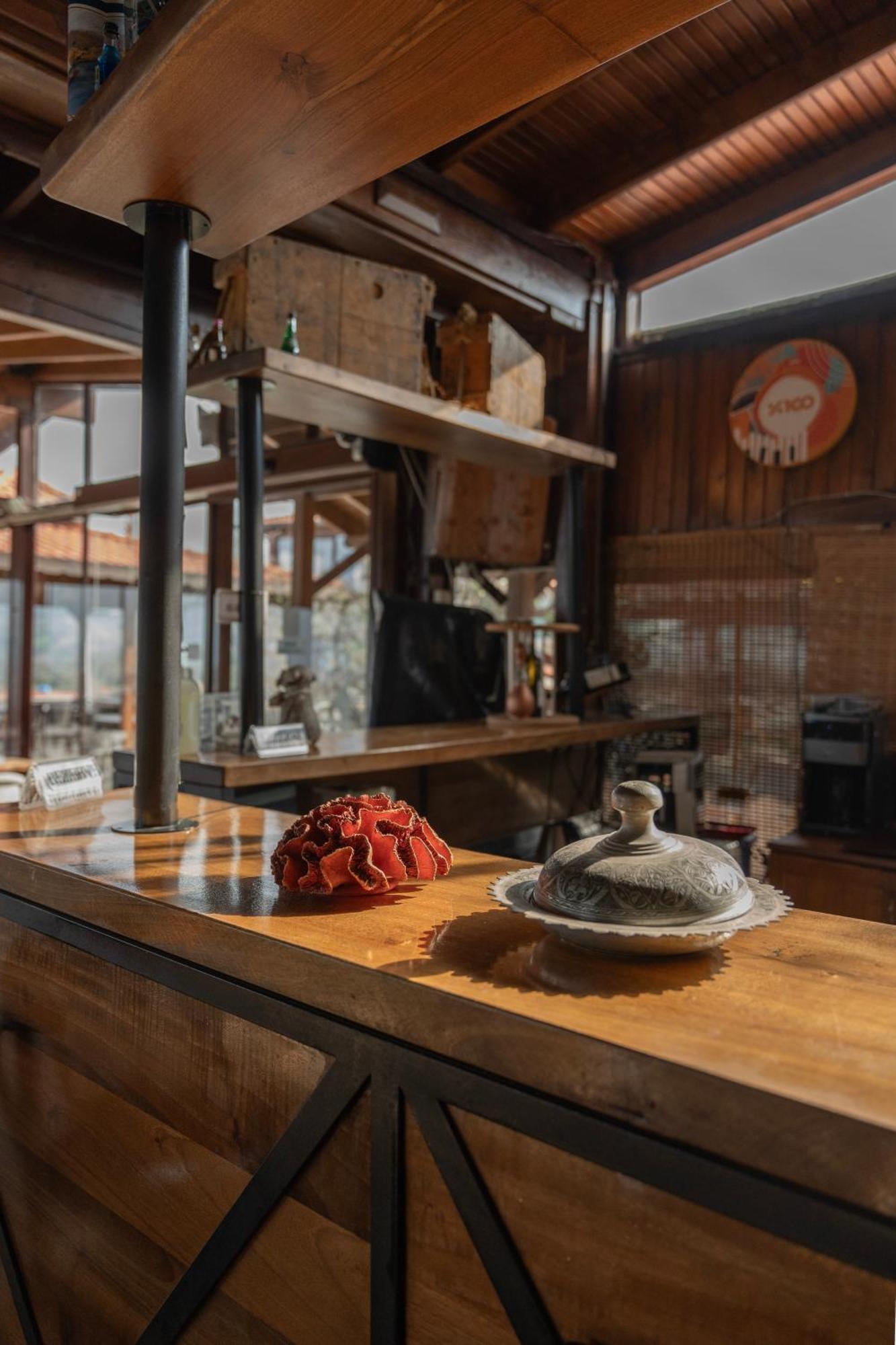 Kozbeyli Konagi Hotell Yenifoca Exteriör bild