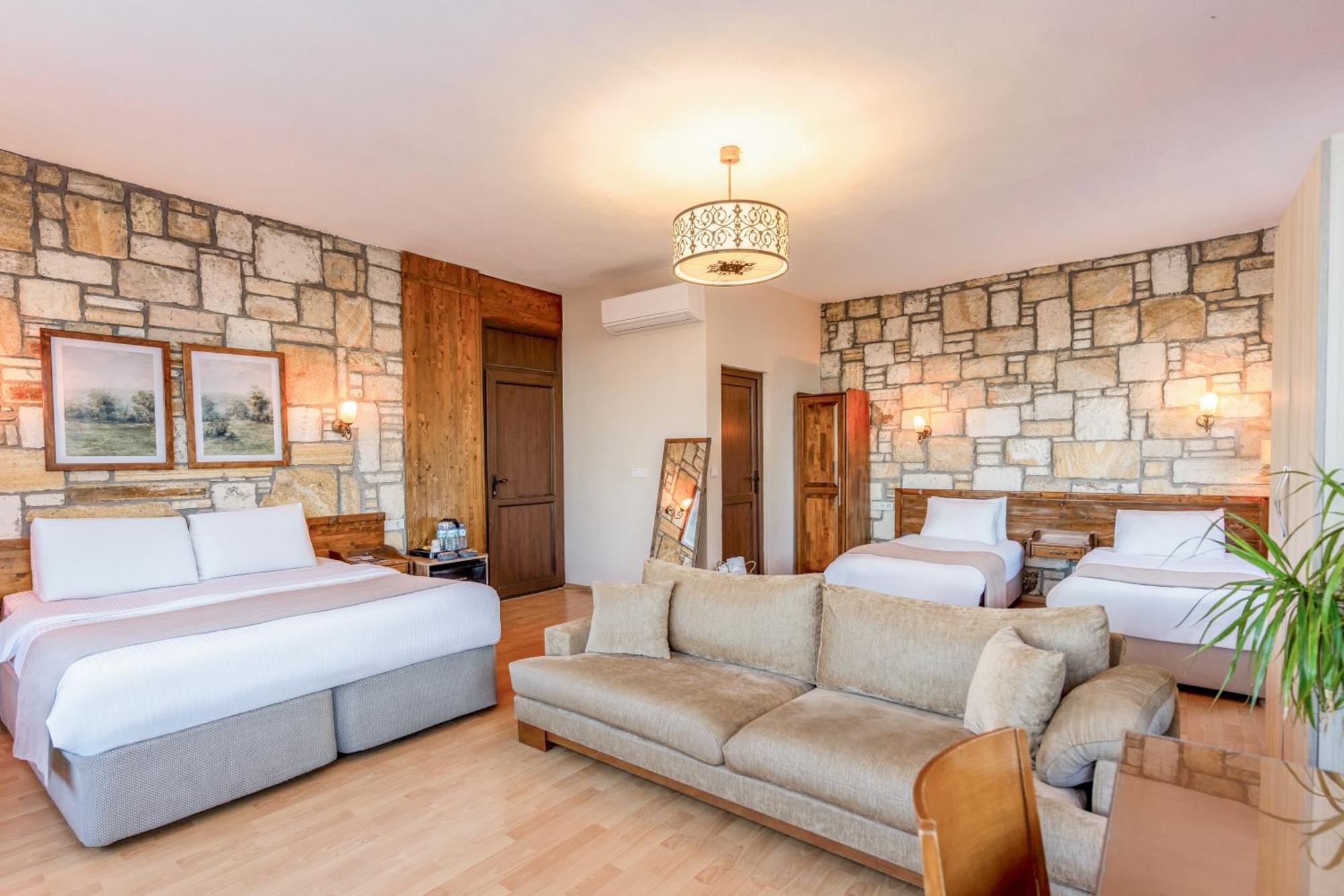 Kozbeyli Konagi Hotell Yenifoca Exteriör bild