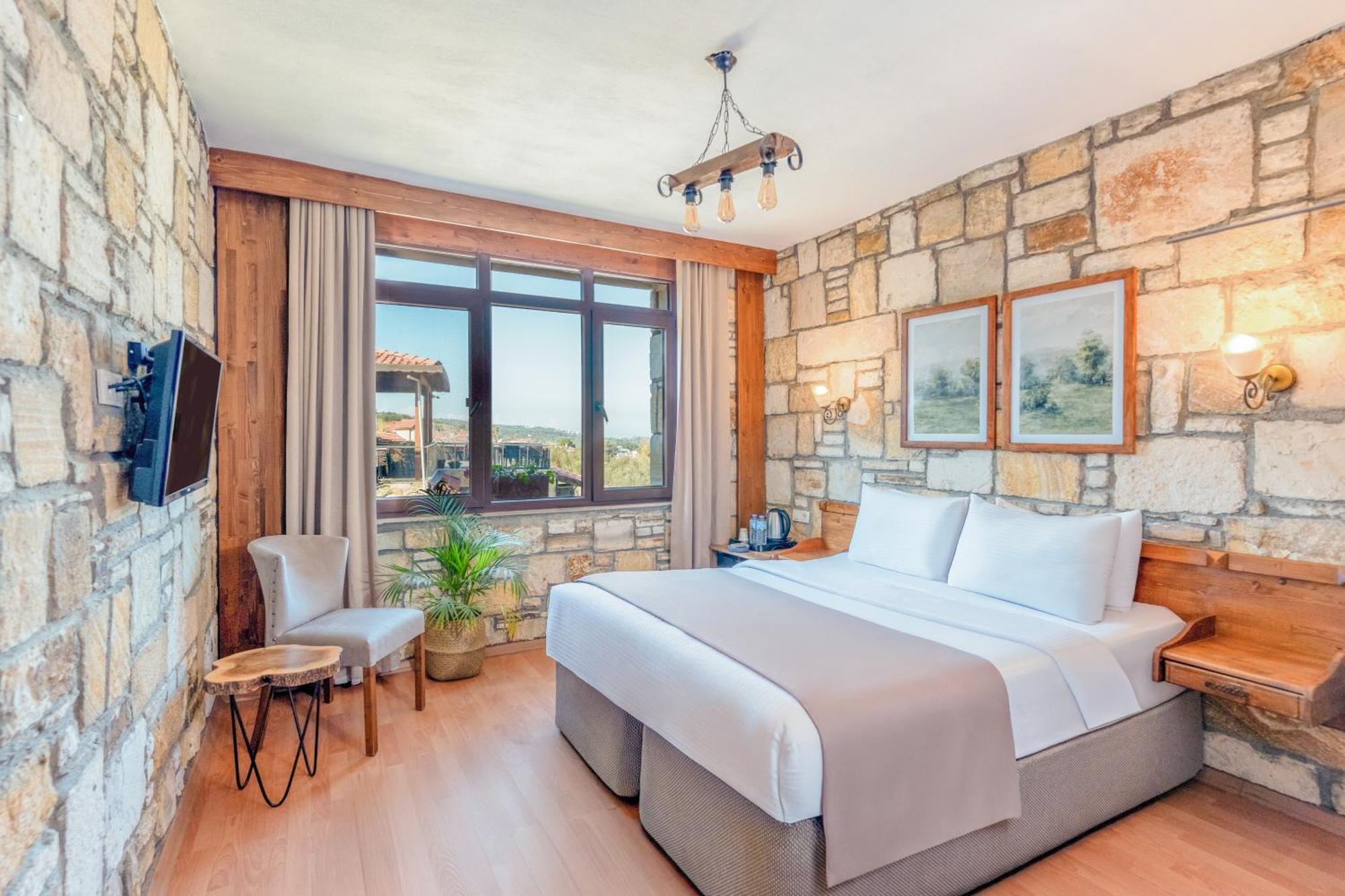 Kozbeyli Konagi Hotell Yenifoca Exteriör bild