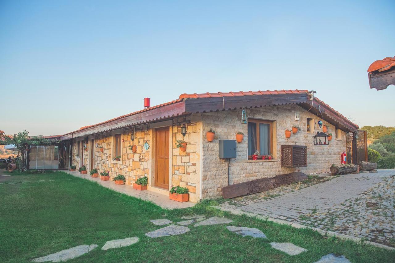 Kozbeyli Konagi Hotell Yenifoca Exteriör bild